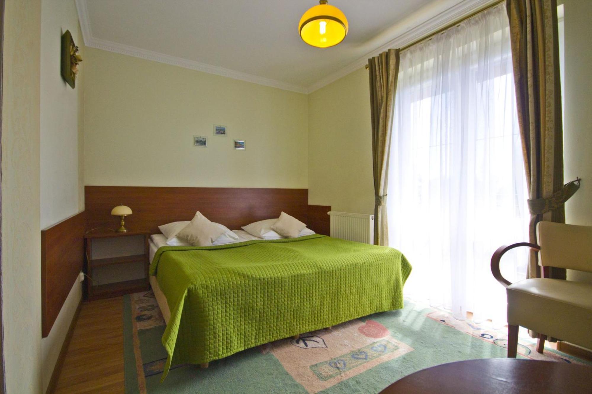 Villa Tropikana Леба Екстериор снимка