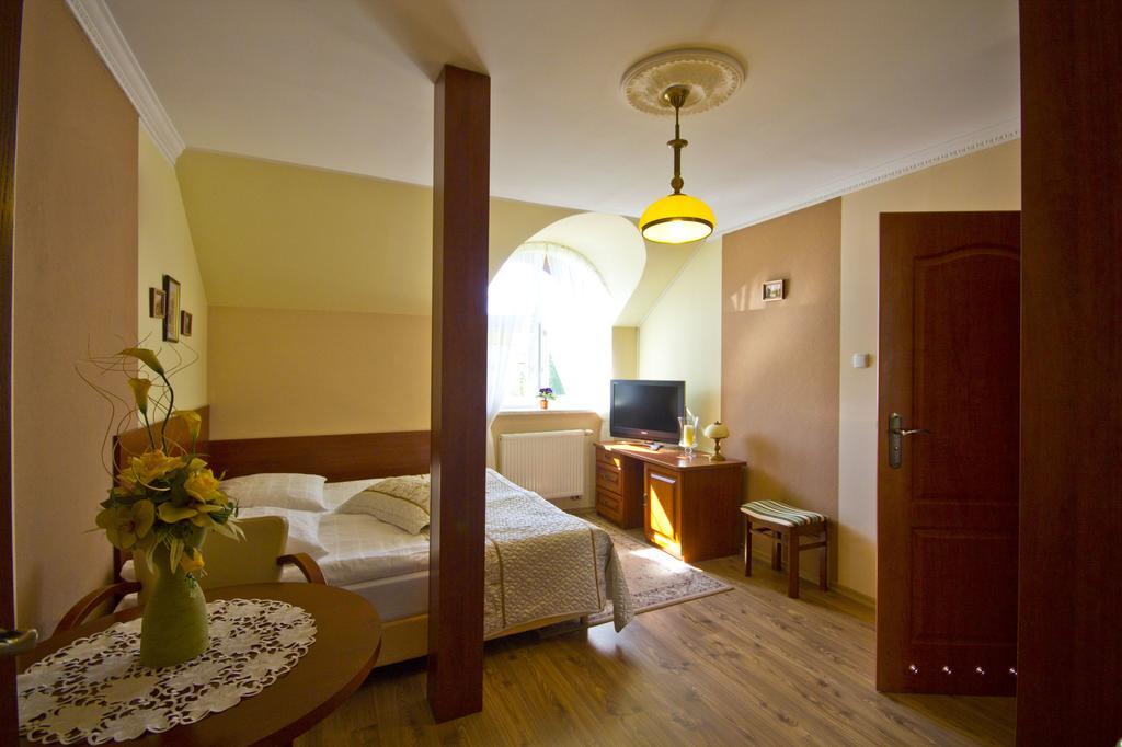 Villa Tropikana Леба Екстериор снимка