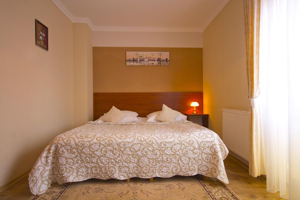 Villa Tropikana Леба Екстериор снимка